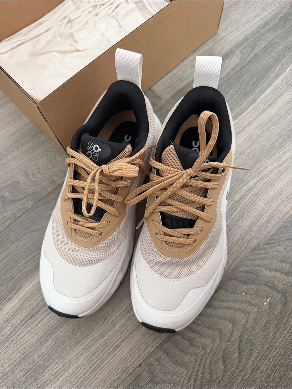 Women Loewe x on shoe - Picture 2 of 9